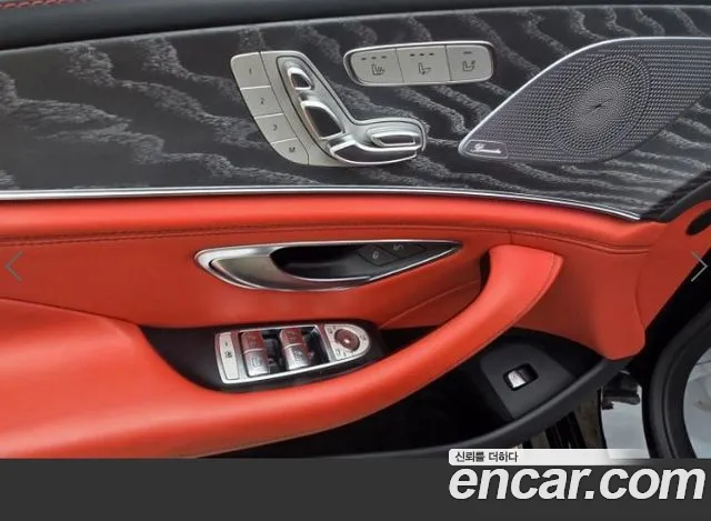 Mercedes-Benz AMG GT 4 двери 43 4MATIC+ — Фото автомобиля 16
