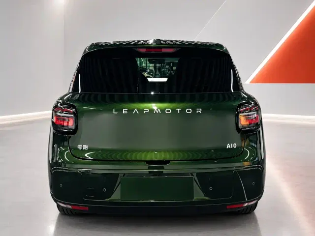 Leapmotor A10 — Фото автомобиля 5
