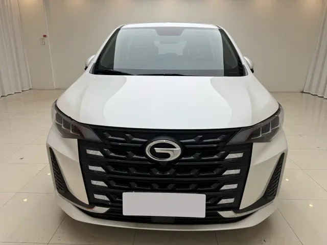 GAC Trumpchi M6 — Фото автомобиля 2