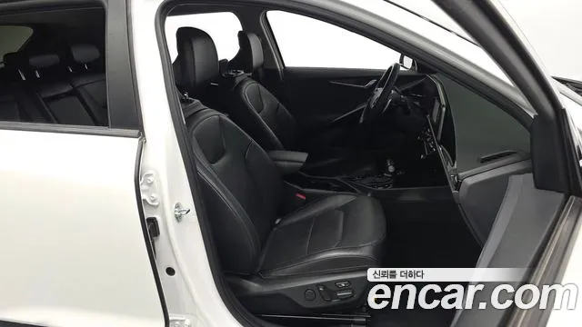 Kia Niro The All New Niro Prestige — Фото автомобиля 26