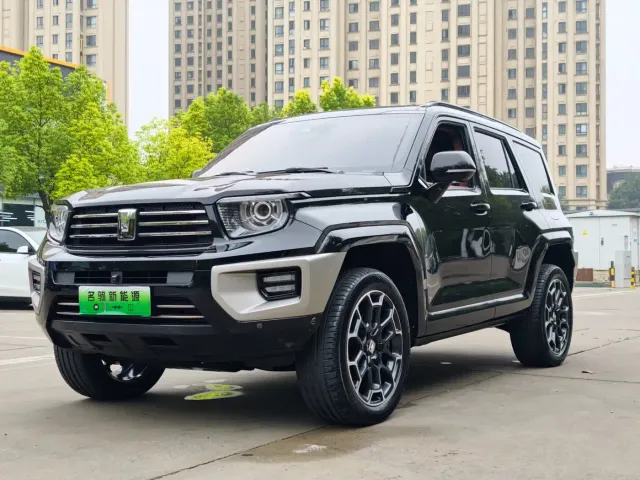 Фотография автомобиля — Tank 700