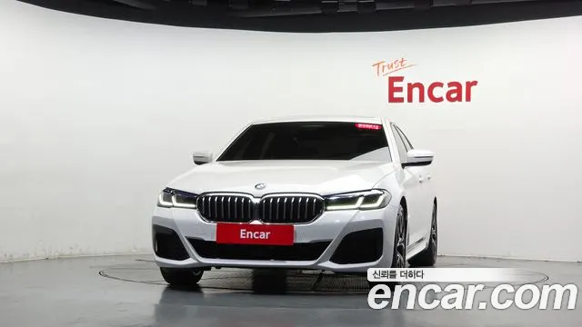 BMW 5 Series G30 — Фото автомобиля 3