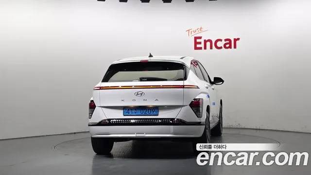 Hyundai Kona SX2 — Фото автомобиля 4