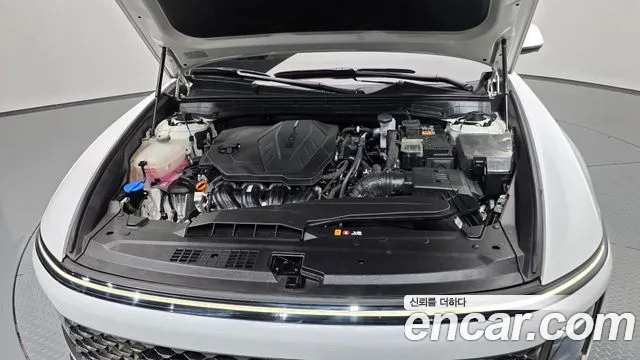Hyundai Grandeur GN7 — Фото автомобиля 9