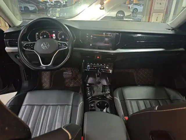 Volkswagen Passat — Фото автомобиля 9