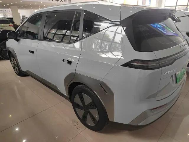 GAC Aion Y — Фото автомобиля 8