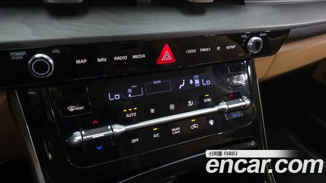 Kia Canival Carnival 4 поколение Бензин 7 мест Signature — Фото автомобиля 30