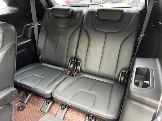 Hyundai Santa Fe — Фото автомобиля 12