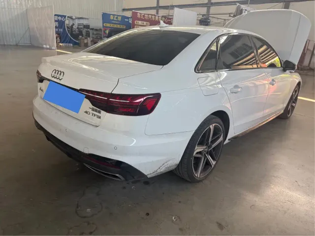 Audi A4L — Фото автомобиля 4