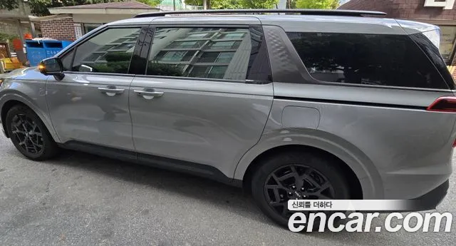 Kia Carnival 4th Gen — Фото автомобиля 2