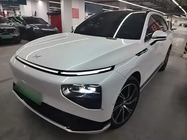 Фотография автомобиля — Xpeng G9