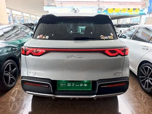 BYD Yuan UP — Фото автомобиля 5