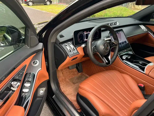 Mercedes-Benz S-Class — Фото автомобиля 4