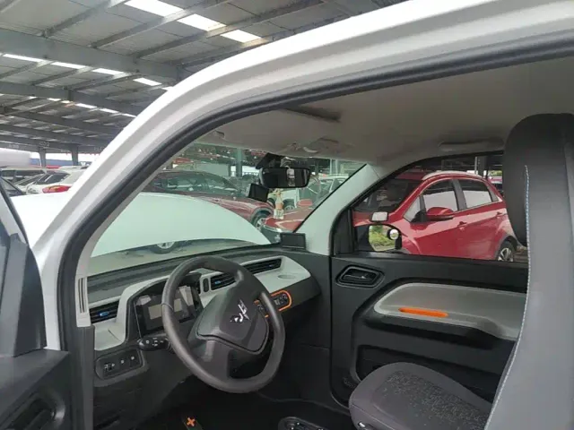 Wuling Hongguang Mini EV — Фото автомобиля 17