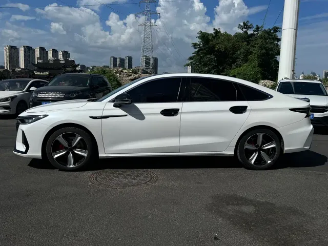 Chery Arrizo 8 — Фото автомобиля 4