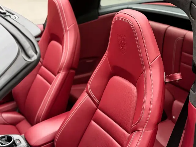 Porsche 911 — Фото автомобиля 14