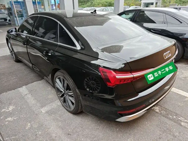 Audi A6L — Фото автомобиля 4