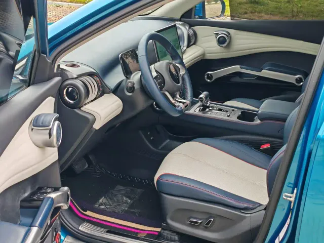 BYD Yuan PLUS — Фото автомобиля 5