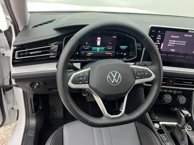 Volkswagen Sagitar — Фото автомобиля 9