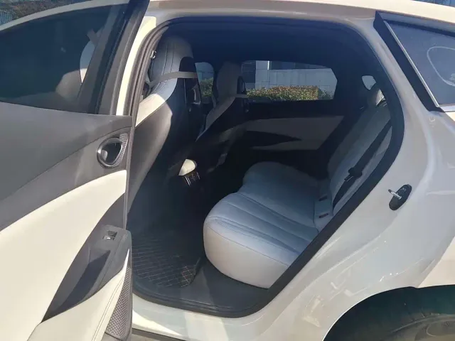 BYD Seal 06 — Фото автомобиля 10