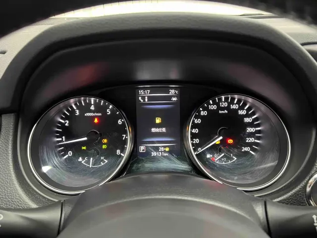 Nissan Qashqai — Фото автомобиля 10