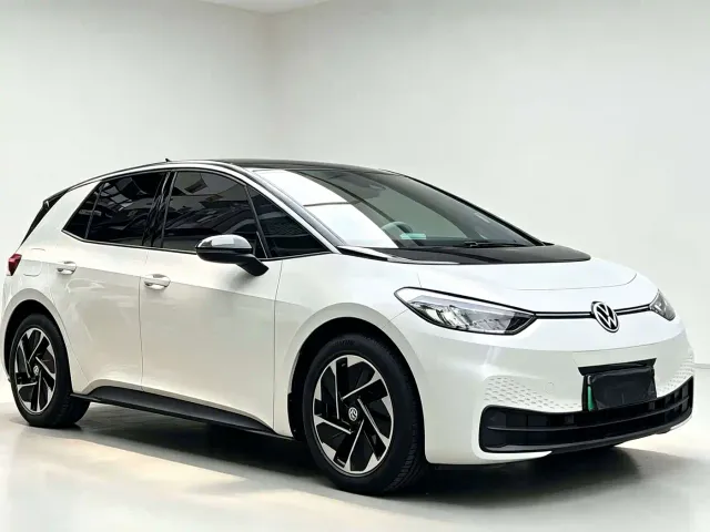 Volkswagen ID.3 — Фото автомобиля 3