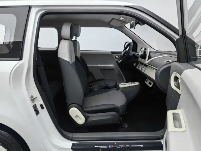 Changan Lumin — Фото автомобиля 23