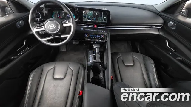Hyundai Avante CN7 — Фото автомобиля 10