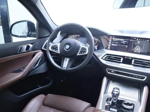 BMW X6 — Фото автомобиля 14