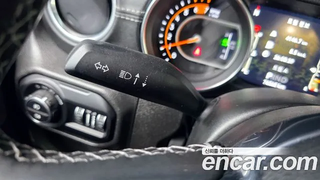 Jeep Wrangler Wrangler (JL) 2.0 Overland 4 двери — Фото автомобиля 26