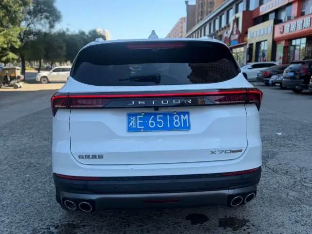 Jetour X70 Plus — Фото автомобиля 5
