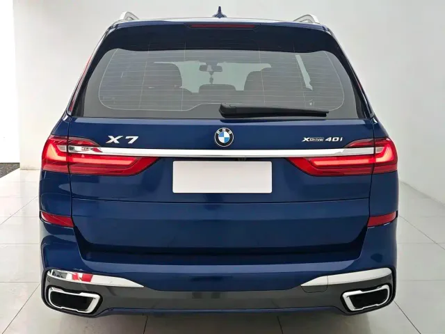 BMW X7 — Фото автомобиля 5