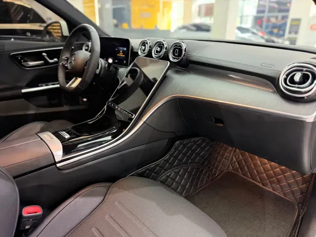 Mercedes-Benz C-Class — Фото автомобиля 10