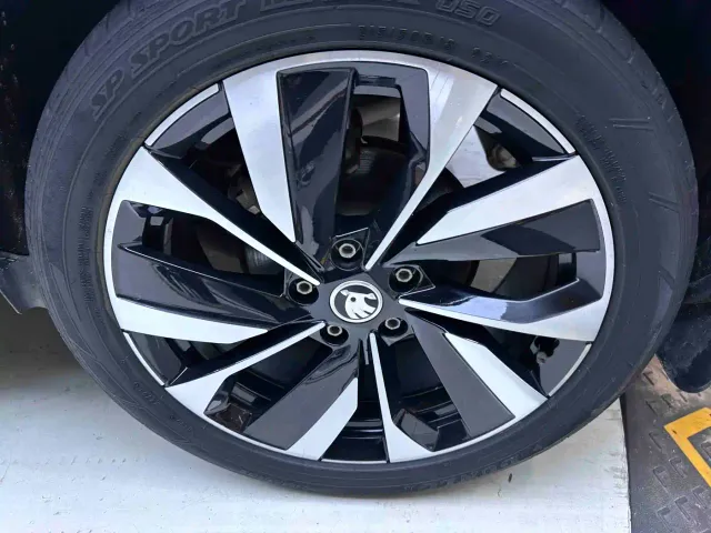 Skoda Karoq — Фото автомобиля 17