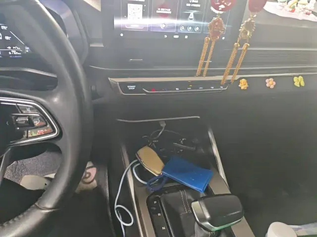 Geely Emgrand — Фото автомобиля 5