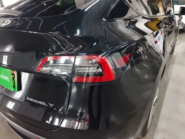 Tesla Model Y 2021 Facelift II Long Range AWD — Фото автомобиля 7