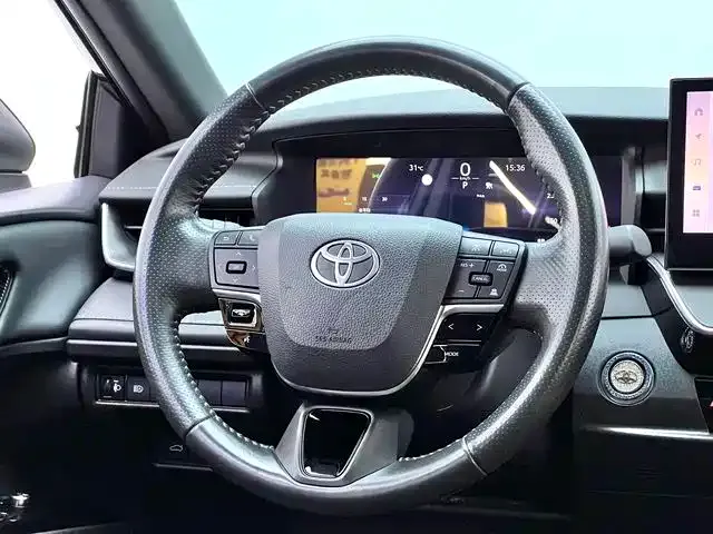 Toyota Camry — Фото автомобиля 11