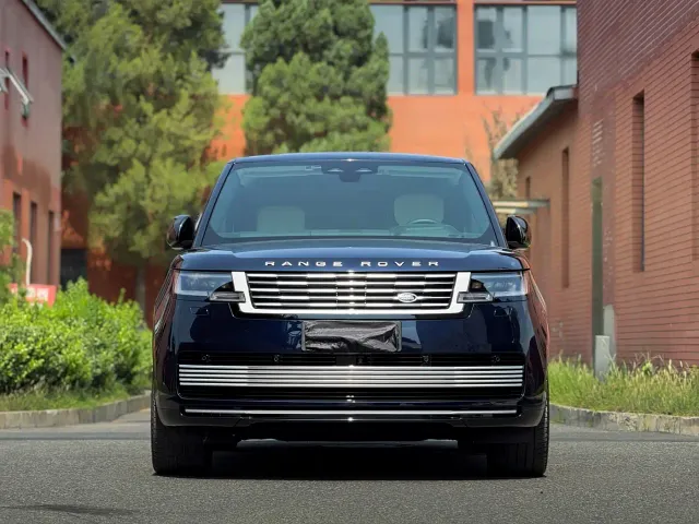 Land Rover Range Rover — Фото автомобиля 2