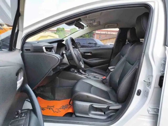 Toyota Corolla — Фото автомобиля 7