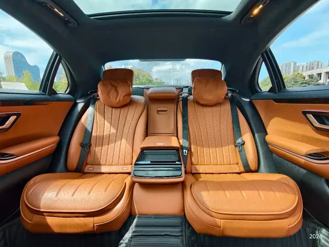 Mercedes-Benz S-Class — Фото автомобиля 8