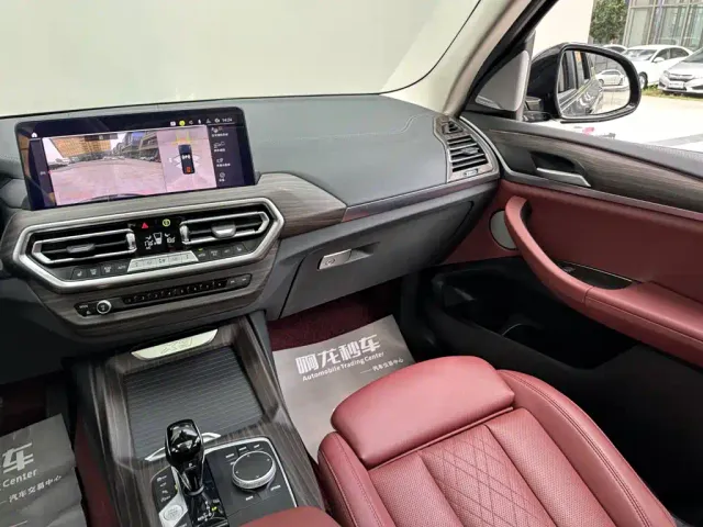 BMW X3 — Фото автомобиля 10