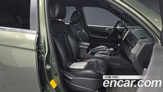 KG_Mobility_Ssangyong Rexton Новый Rexton Sport Дизель 2.2 4WD — Фото автомобиля 10