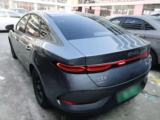 BYD Qin PLUS — Фото автомобиля 4