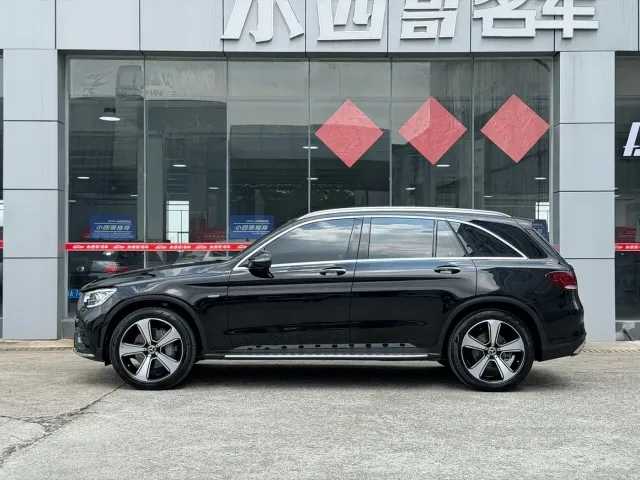 Mercedes-Benz GLC-Class — Фото автомобиля 3