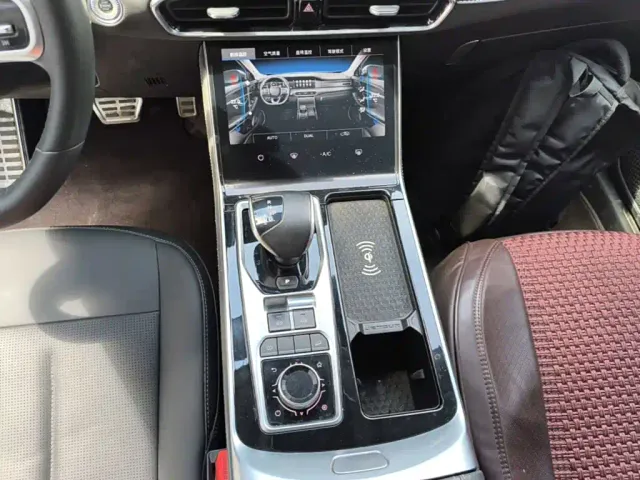 Jetour X90 — Фото автомобиля 13