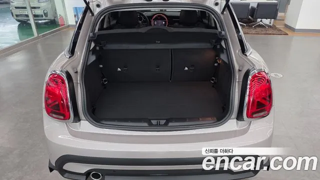 MINI Cooper — Фото автомобиля 17