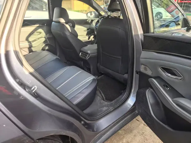 BYD Qin L — Фото автомобиля 5