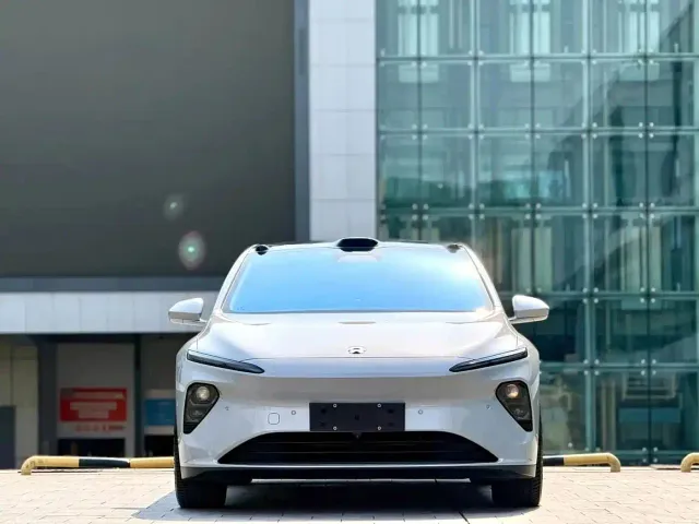 Nio ET7 — Фото автомобиля 2
