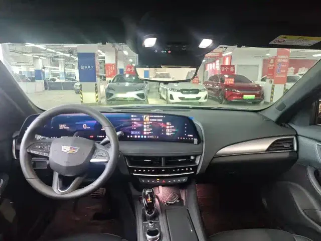 Cadillac CT5 — Фото автомобиля 3