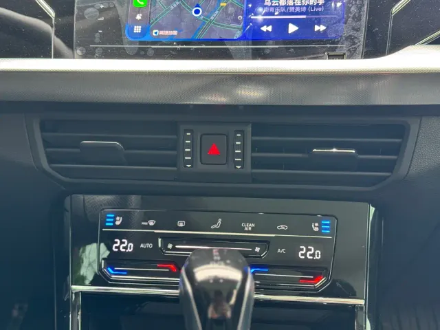 Volkswagen Passat — Фото автомобиля 17